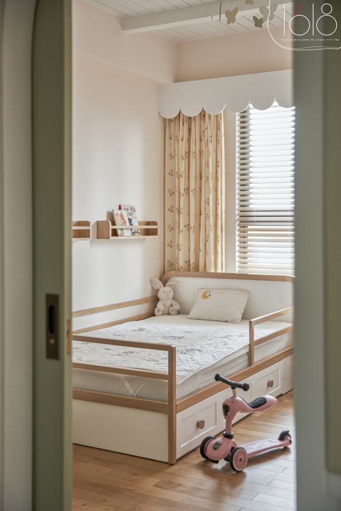 OLIVE & CREAM 13 23 9