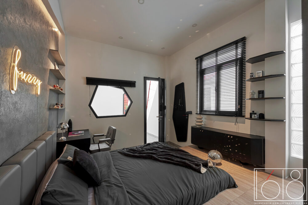 MODERN HOUSE 14 29 1