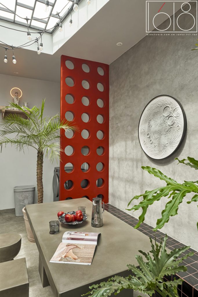 MODERN HOUSE 38 37 1