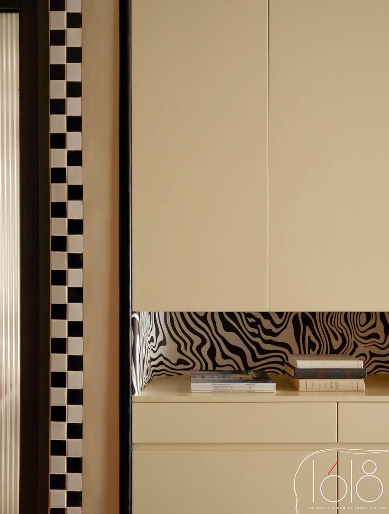 BENT PAPER HOUSE 6 11