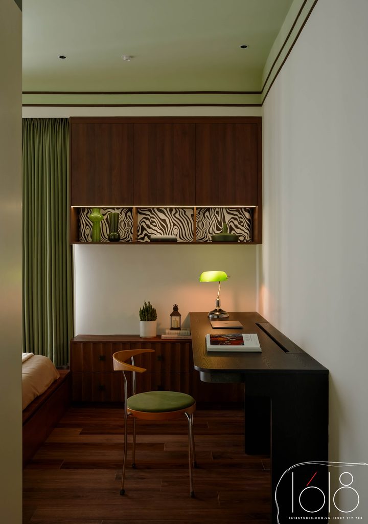 BENT PAPER HOUSE 10 19.1 1