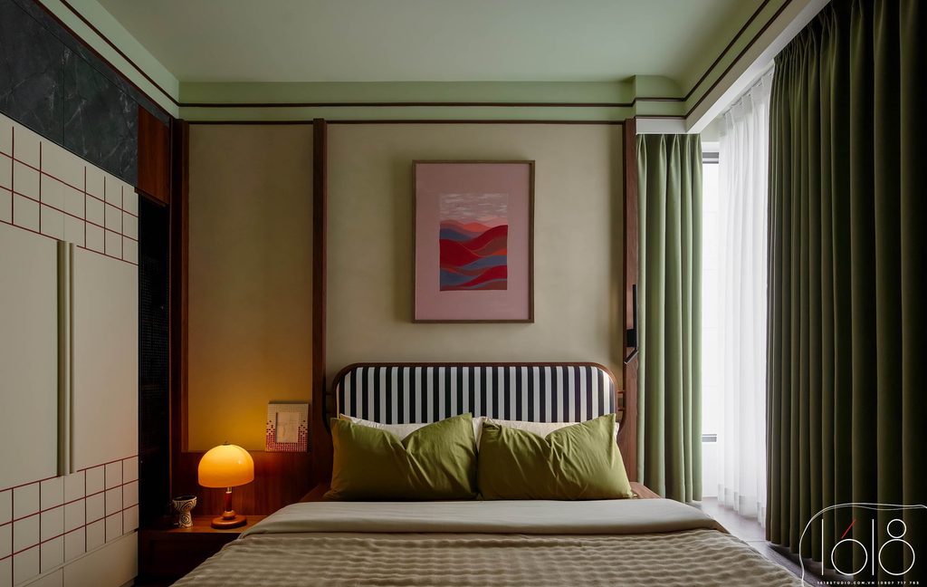 BENT PAPER HOUSE 25 20 2