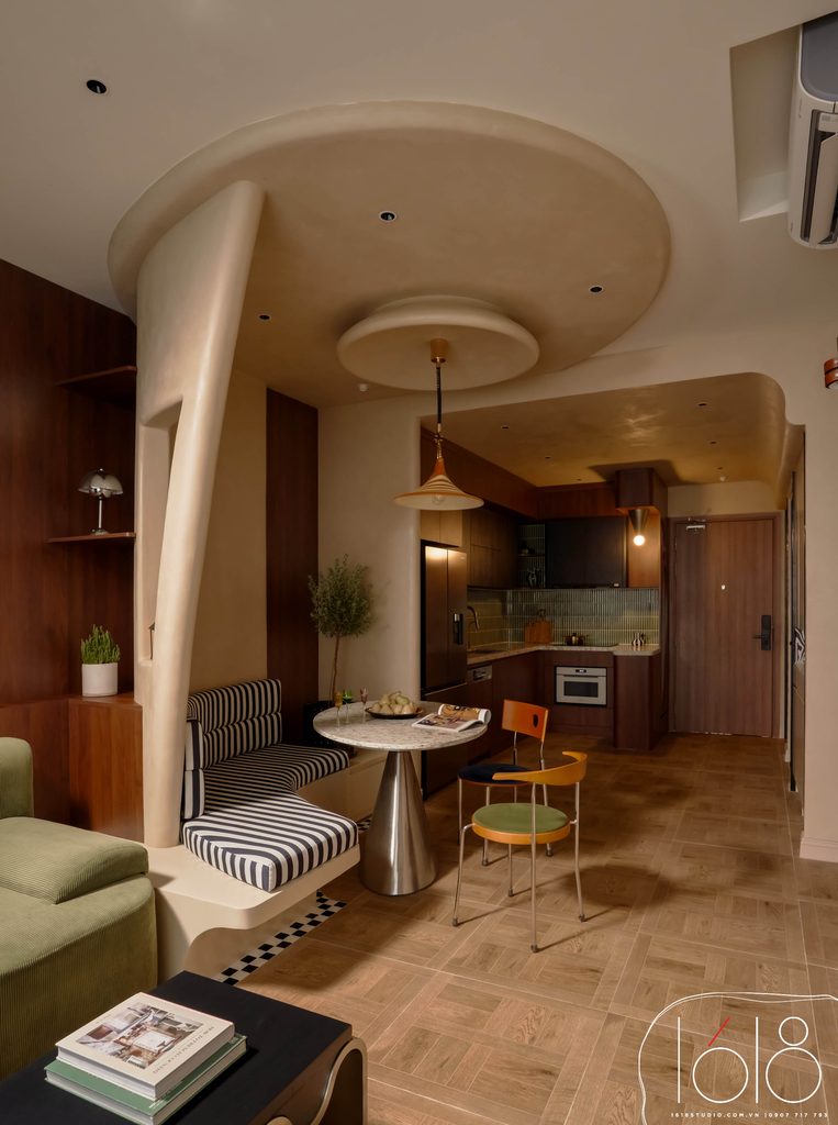 BENT PAPER HOUSE 18 5