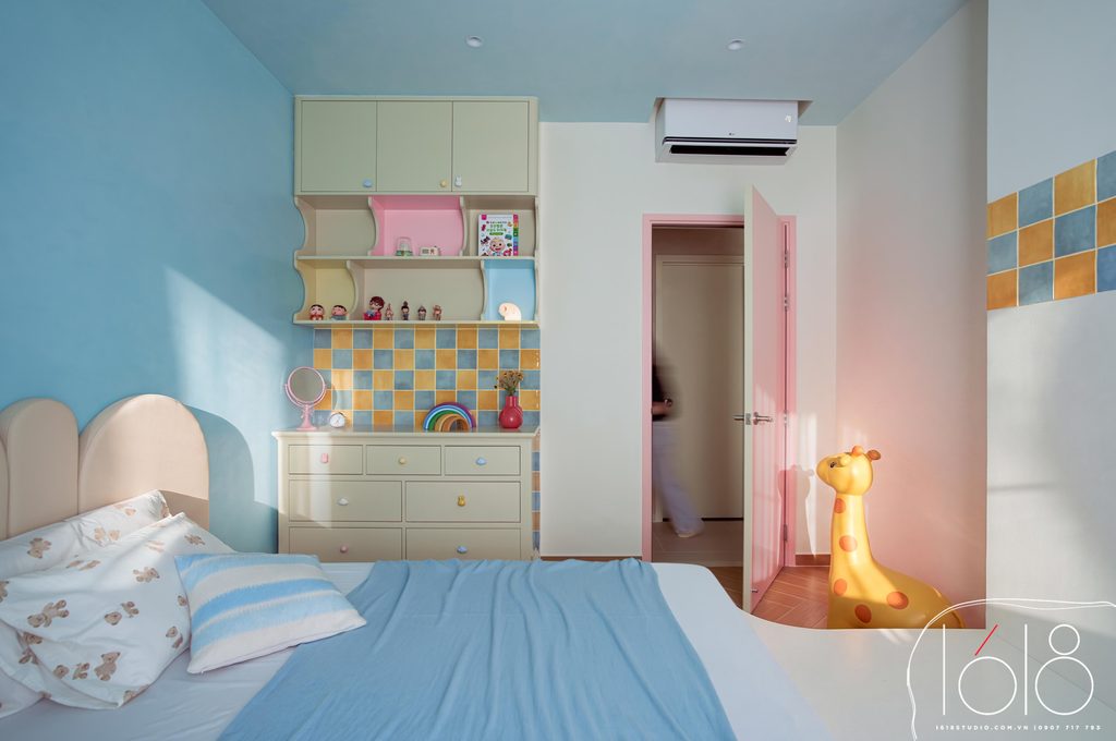 CHIẾC PHAO CẢM XÚC 23 46 PD copy