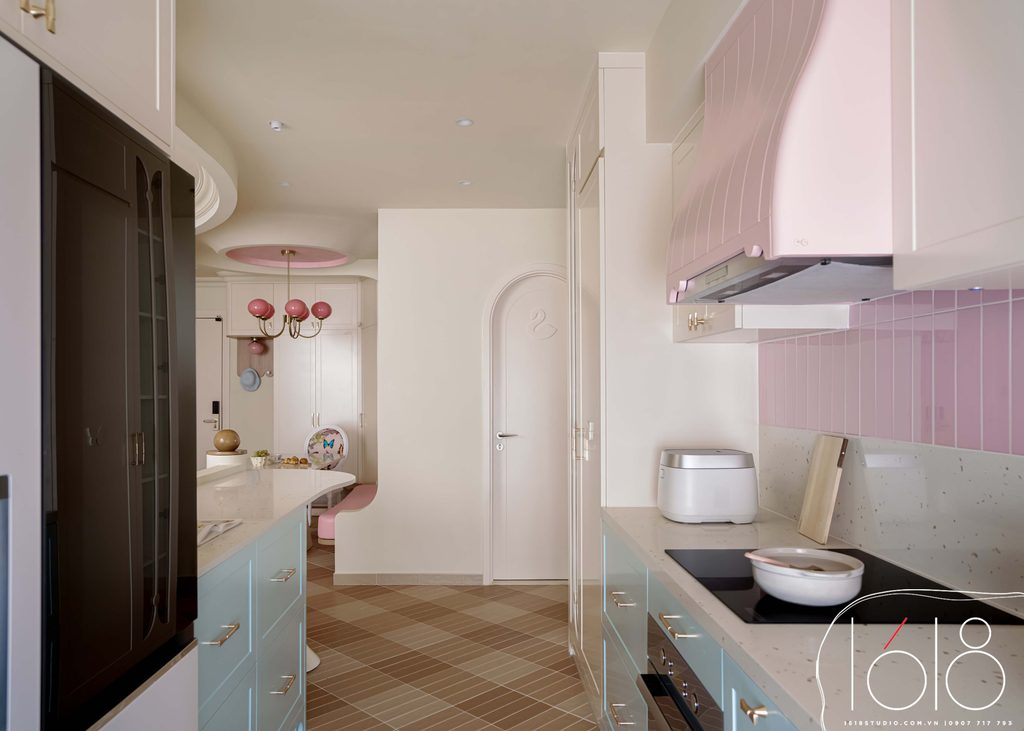 THE LITTLE PINK 27 10 PD copy